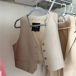 Zara Beige Button-Up Vest